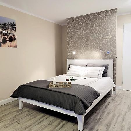 Apartmán Paradise - Z Klimatyzacja Čenstochová Exteriér fotografie